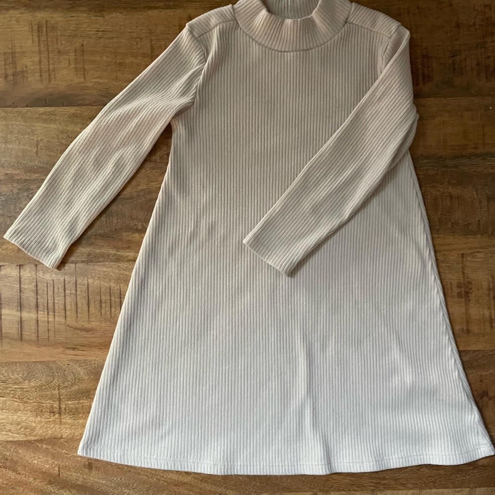 5t girls dress from Old Navy, super cute. Like new.